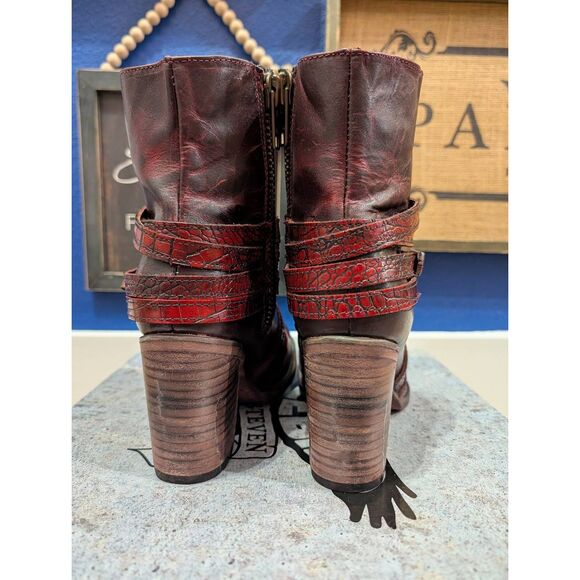 Freebird by Steven Balboa Ankle Booties Wine Zip Block Heel with Box Women's 9 - Picture 3 of 13